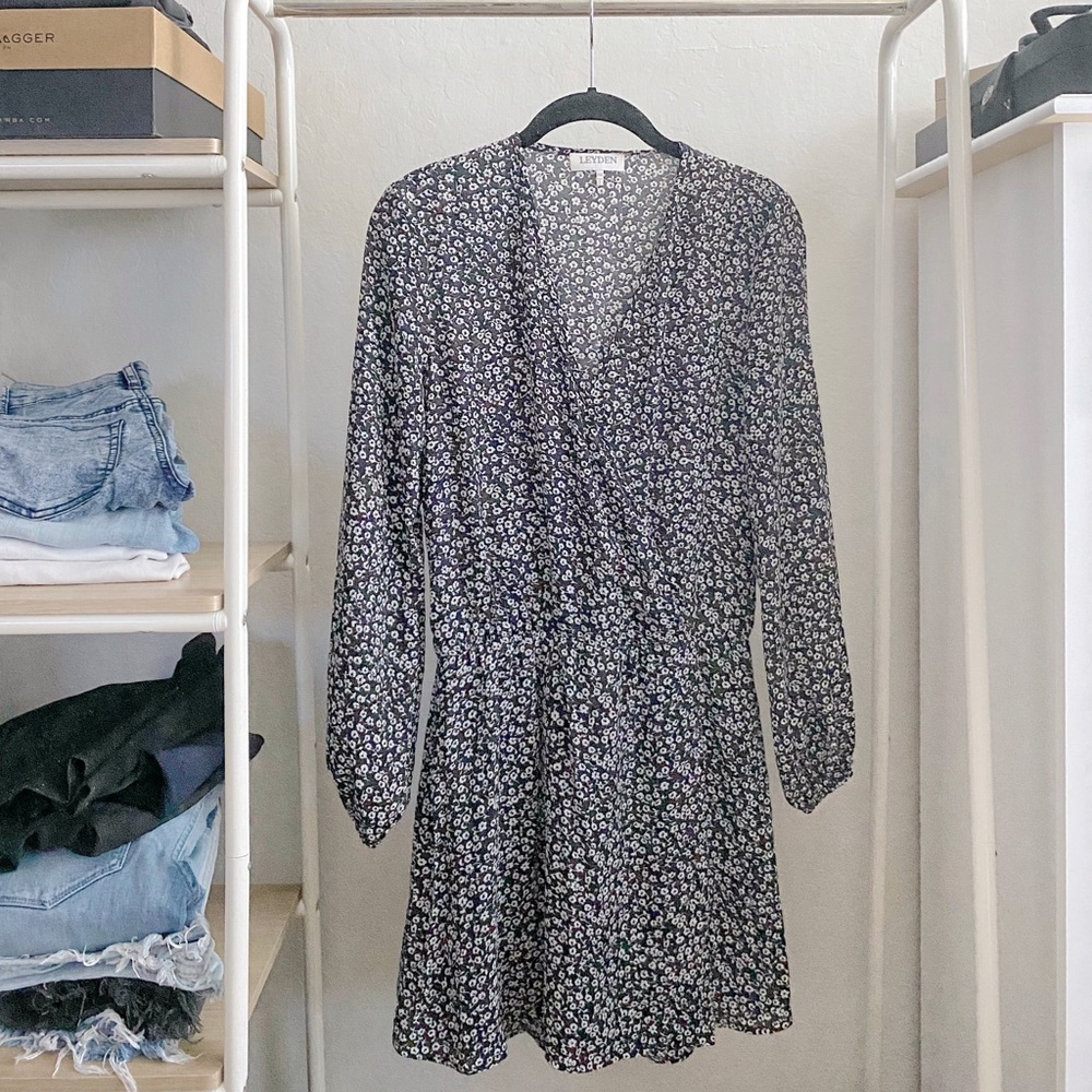 Black white floral wrap mini dress size XS